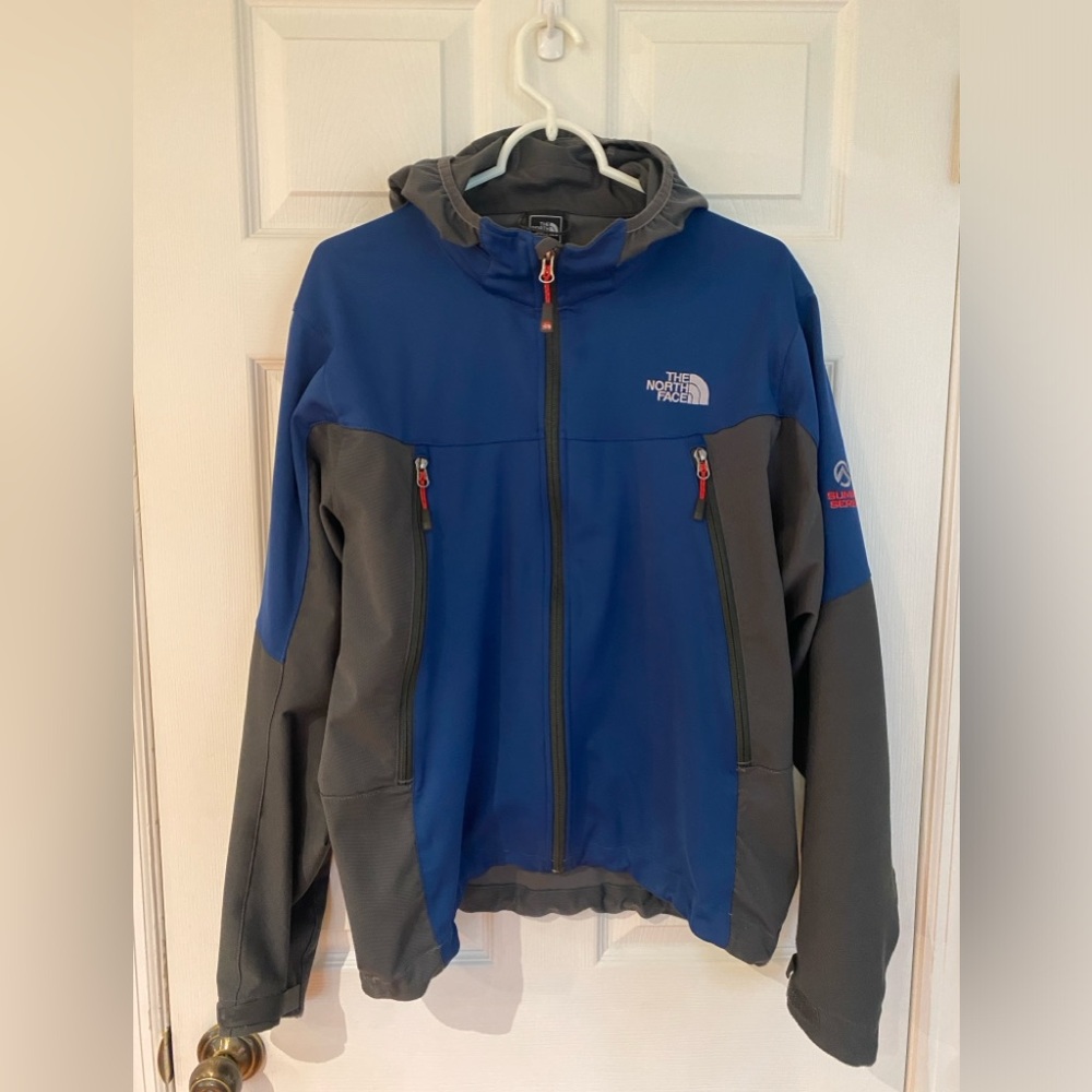 Men’s Medium North Face Summit Series Windstopper Jacket